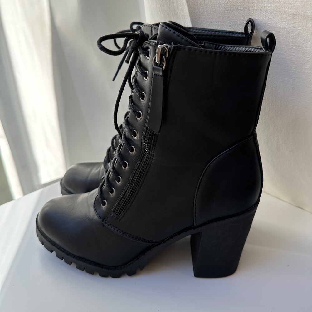 Top Moda Faux leather black lace up boots.